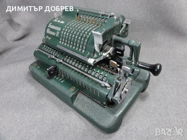 СТАРА РЕТРО МЕХАНИЧНА СМЕТАЧНА МАШИНА КАЛКУЛАТОТ DeTeWe HAMANN MANUS R 