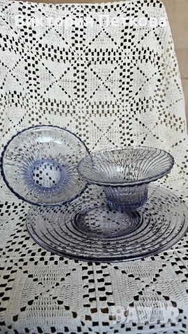 Комплект съдове лилаво стъкло, снимка 3 - Сервизи - 51146924