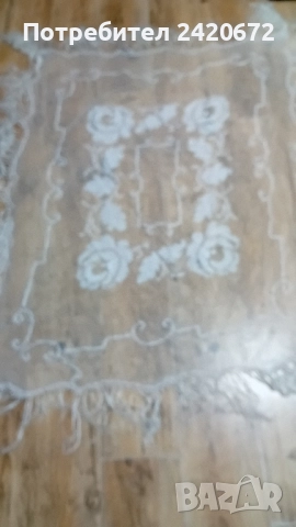 плетена старинна покривка