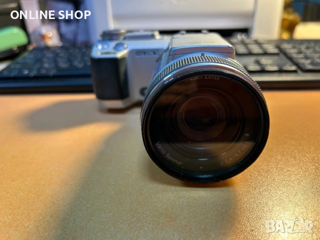 Фотоапарат Sony DSC - F717  за части, снимка 6 - Фотоапарати - 53514447