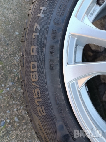 Джанти с зимни гуми 5*112/Фолксваген 215/60/17, снимка 4 - Гуми и джанти - 52740929