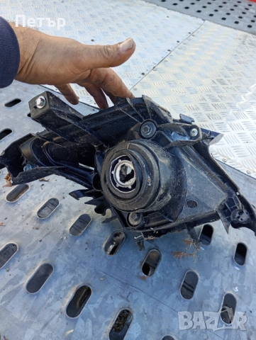 Десен фар YAMAHA T-MAX 530 , снимка 4 - Части - 52251402