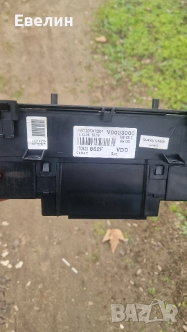 километраж VW Touran 2006г, снимка 3 - Части - 52865794