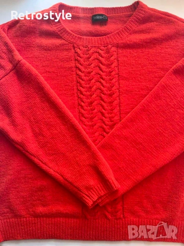 Страхотен Мек Пуловер на Janina, снимка 2 - Блузи с дълъг ръкав и пуловери - 53218570