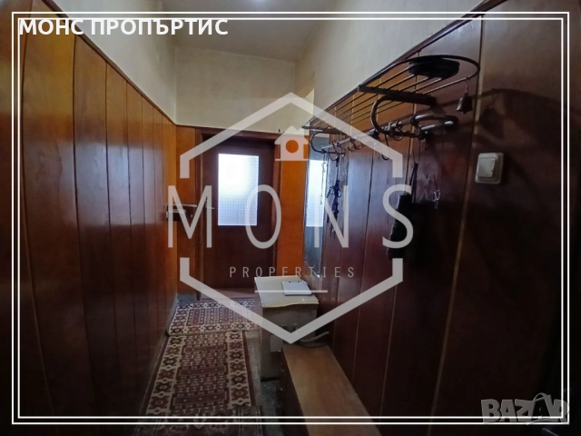 Просторен тристаен апартамент в централната част на гр. Севлиево., снимка 11 - Апартаменти - 52523656