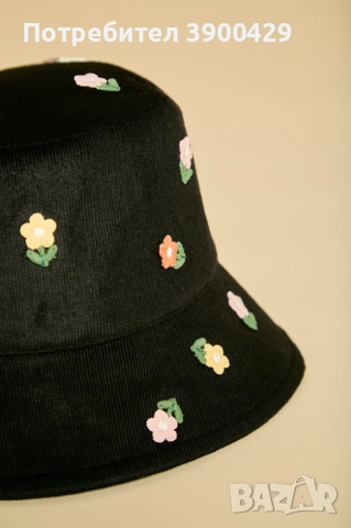 Дамска Кадифена Шапка Livie, снимка 4 - Шапки - 52183851