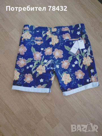 Къси панталони Jack&Jones XL, снимка 2 - Къси панталони - 50963556