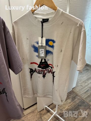 Дамски тениски Balenciaga , снимка 3 - Тениски - 45172794