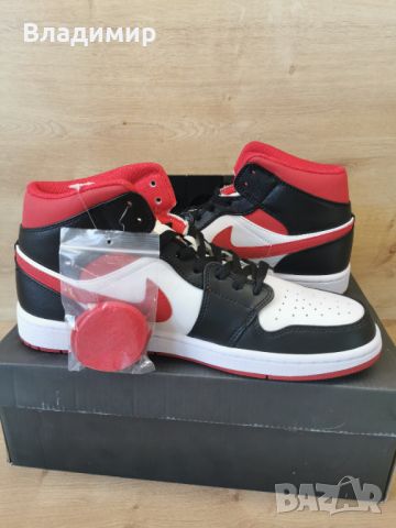 nike Jordan 1 mid gym red black white Мъжки Обувки 44 EUR+ Кутия, снимка 1 - Маратонки - 46522003