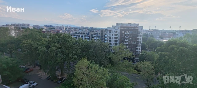 Тристаен апартамент в Център, снимка 11 - Апартаменти - 50812104