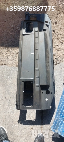 Задна маска престилка Москвич Алеко Ретро Руски Руско соц руска части 