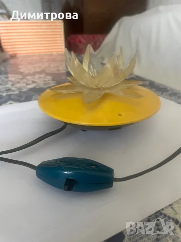 Нощна лампа “Лилия”, снимка 4 - Настолни лампи - 50877462