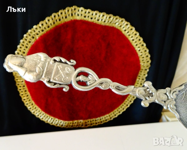 Калаена лъжица за калаена сватба със семейни символи. , снимка 2 - Антикварни и старинни предмети - 52002734