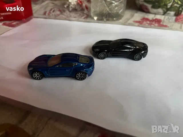 Hotwheels Aston Martin, снимка 3 - Колекции - 49010009