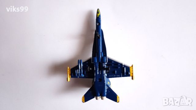 Maisto Tailwinds - F/A-18 Hornet - US Navy Blue Angels, снимка 8 - Колекции - 45295271