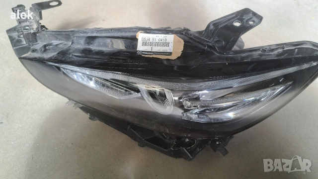 Mazda 6 (купе GJ/GL)2017 – 2023 ляв фар , снимка 3 - Части - 54047778