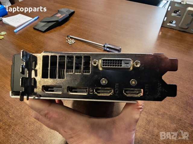 Saphire Radeon RX580 8 GB GDDR5 - За ремонт.