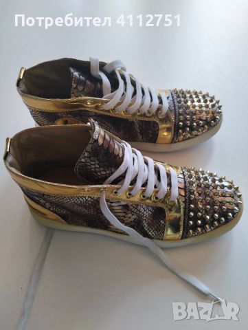 Дамски Високи Обувки Christian Louboutin, снимка 1 - Дамски ежедневни обувки - 45959870