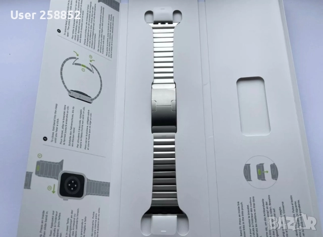 Оригинална Apple Watch сребърна каишка от неръждаема стомана със закопчаване на пеперуда - Оригинал, снимка 2 - Каишки за часовници - 52841895