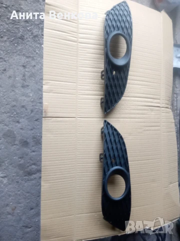 Продавам капачки за халогени на Опел Астра Н, снимка 2 - Аксесоари и консумативи - 51252722