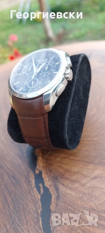 Часовник Tissot Couturier Chronograph T035.617.16.051.00, снимка 3 - Мъжки - 52650678