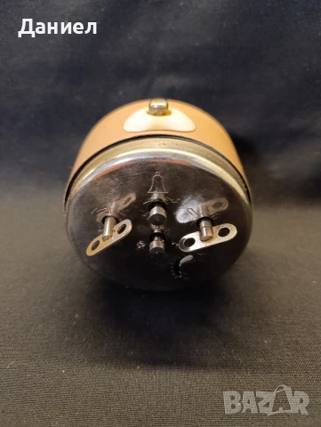 Стар будилник Севани, снимка 3 - Антикварни и старинни предмети - 51311079