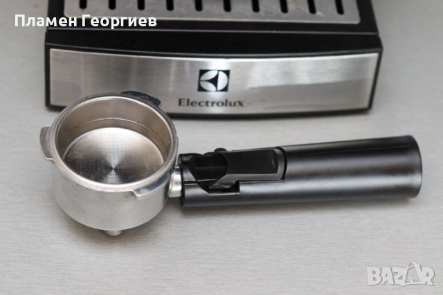 Кафемашина Electrolux EEA111, снимка 3 - Кафемашини - 53665586