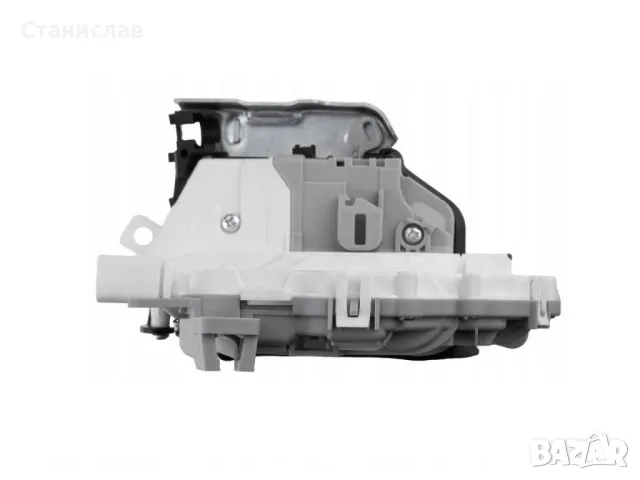 Audi Q2 Брава за задна дясна врата , снимка 6 - Части - 50174766