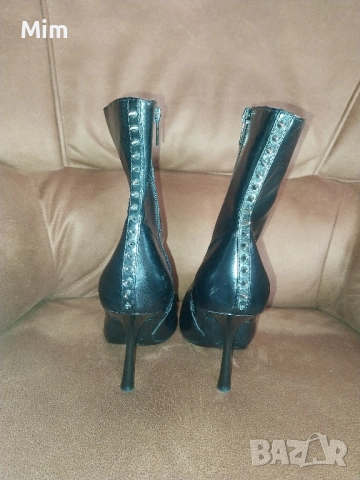 38 Черни полуботуши със сребристи шипове и 39 черни боти , снимка 4 - Дамски боти - 52220831