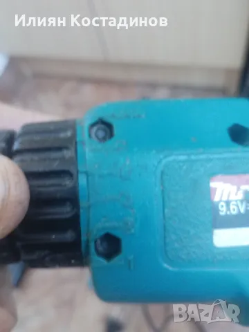 Makita 6095D винтоверт, 2 батерии и зарядно, снимка 4 - Винтоверти - 49241190