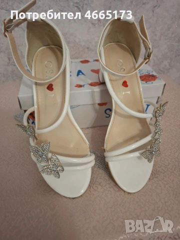 Бели Сандали, снимка 8 - Сандали - 53035655