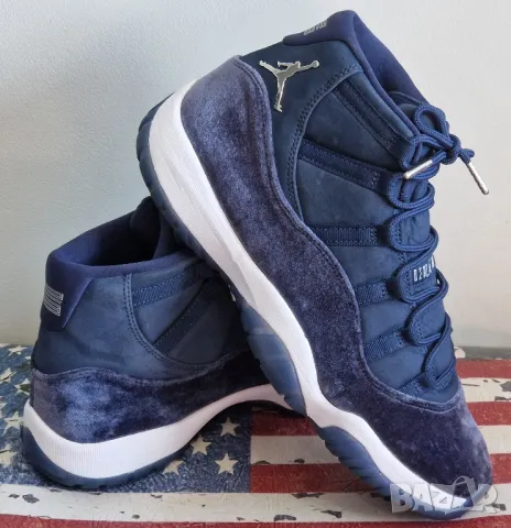 Nike Air Jordan 11 Retro Midnight Navy Metallic Silver, 44 номер, снимка 2 - Маратонки - 47023712