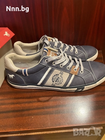 маратонки mustang