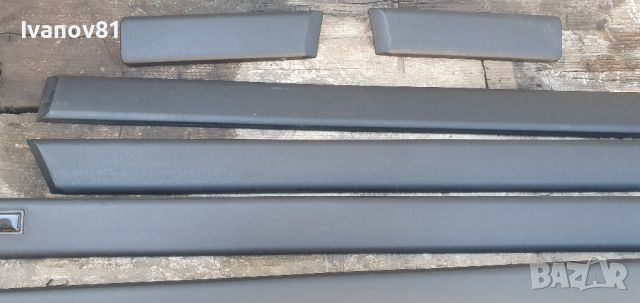 Странични м лайсни врати  бмв е36 Седан bmw e36 OEM saloon m sport edition door trim full Set Rare , снимка 3 - Части - 46594415