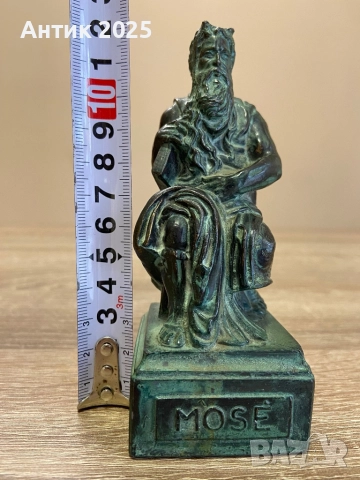 Винтидж италианска бронзова фигурка „Мойсей“ – по мотиви на Микеланджело, снимка 2 - Антикварни и старинни предмети - 52717957