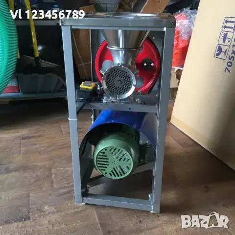 Алуминиева месомелачка №32+стойка с плот и фуния на колела +мотор 2,2 kW, снимка 2 - Месомелачки - 49736690