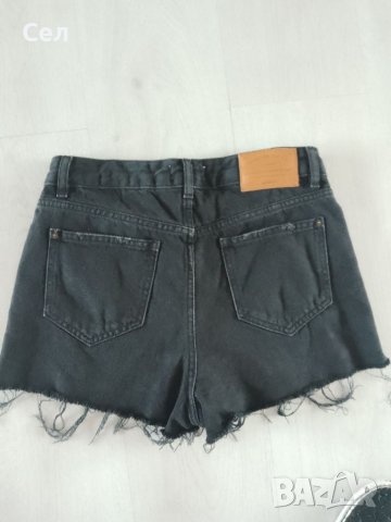 Къси дънкови панталони Zara M, снимка 2 - Къси панталони и бермуди - 45819437