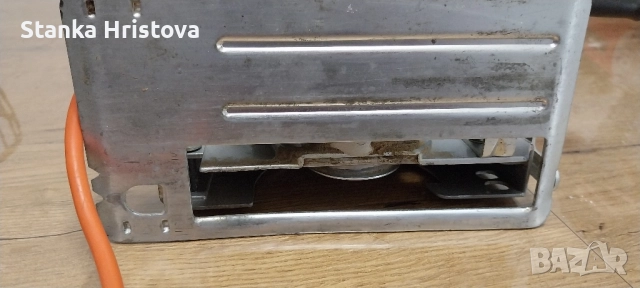 Електрически ръчен циркуляр Black Decker. , снимка 6 - Други инструменти - 52091346