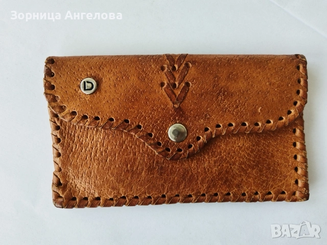 Винтидж ръчно шито портмоне от естествена кожа. 