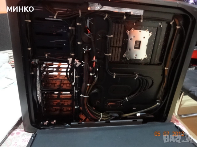 Corsair Graphite Series 600T , снимка 10 - Захранвания и кутии - 52919148