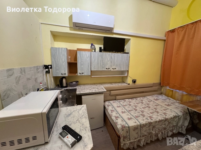 Студио под наем за задочници, Център, снимка 2 - Квартири, нощувки - 50993315