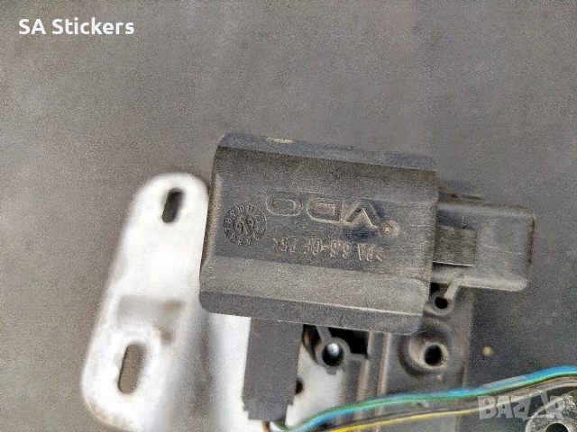 Задни ел стъкла машинки Е46 купе, снимка 2 - Части - 53173627