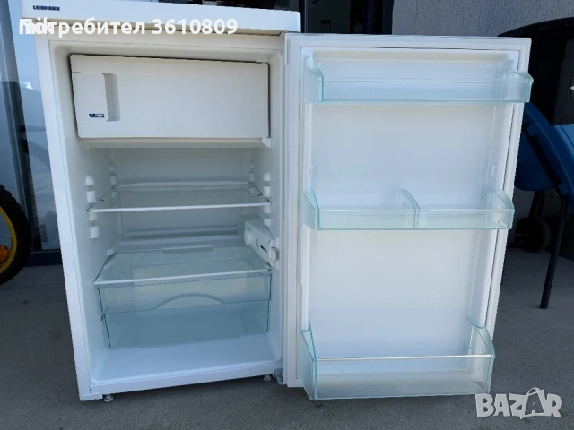 Малък хладилник Либхер с фризер, използван