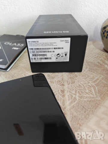 Samsung Galaxy S20 Ultra – 128GB / 12GB RAM Черен, снимка 2 - Samsung - 53636719
