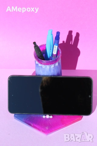 Ръчно изработена поставка за химикали и телефон от епоксидна смола. , снимка 3 - Други - 53827203