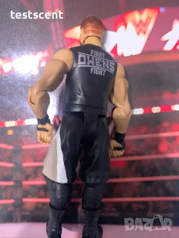 Екшън фигура WWE Kevin Owens Кевин оуенс fight Basic series mattel figure играчка, снимка 7 - Колекции - 48386397