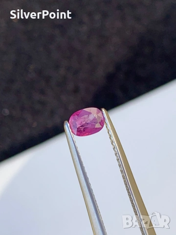 Сапфир розов от Кашмир не нагряван 