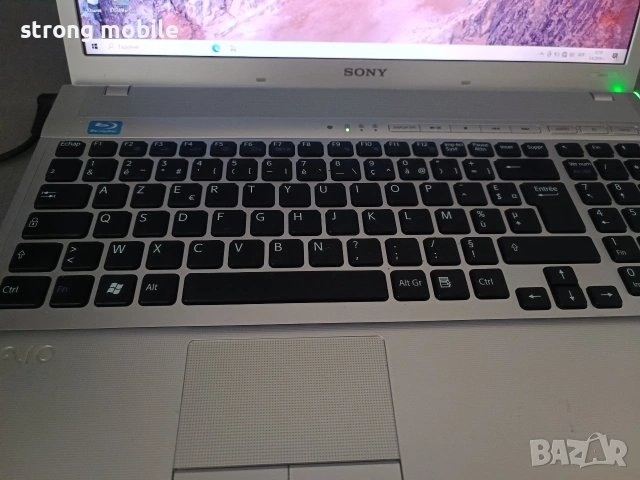 Sony Vaio pcg81213m,256gb ssd, Гаранция , снимка 3 - Лаптопи за работа - 54097177