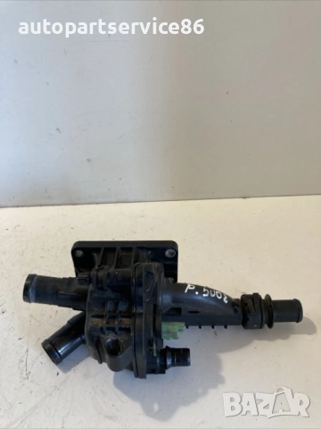 Корпус на термостат за Peugeot 5008 1.6 HDI (2013) 9684588980, снимка 2 - Части - 53744043