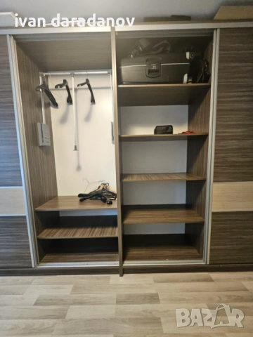 Гардероб , снимка 3 - Гардероби - 54236329